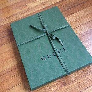 GUCCI green print gift box, tissue & ribbon.